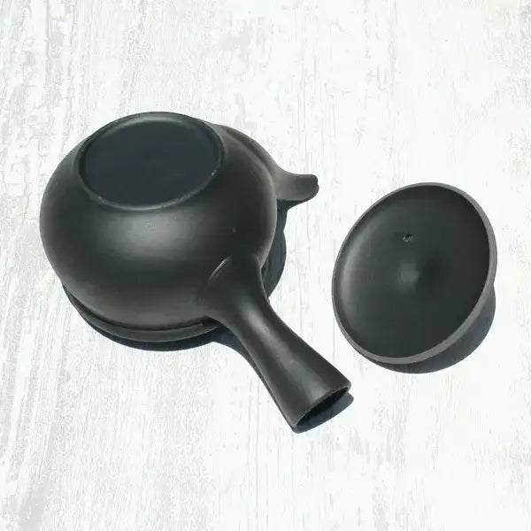 Black clay Kyusu teapot with lid, Wakokoro Tea Tokoname ware