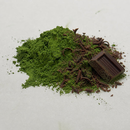Chocolate flavored Uji matcha powder with chocolate