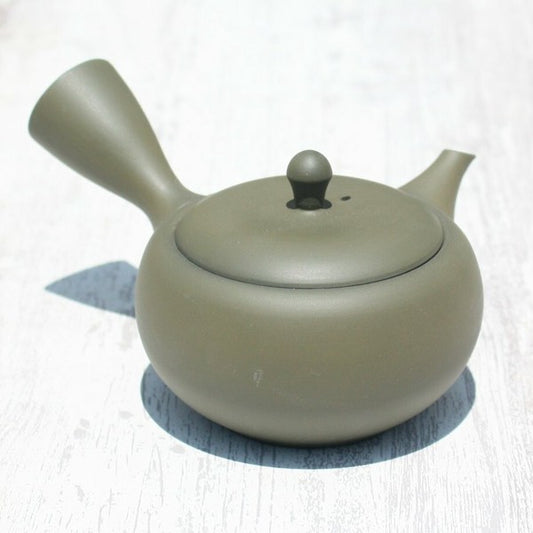 Kyusu Teapot Green Flat-Round Takasuke Kiln (Tokoname ware)